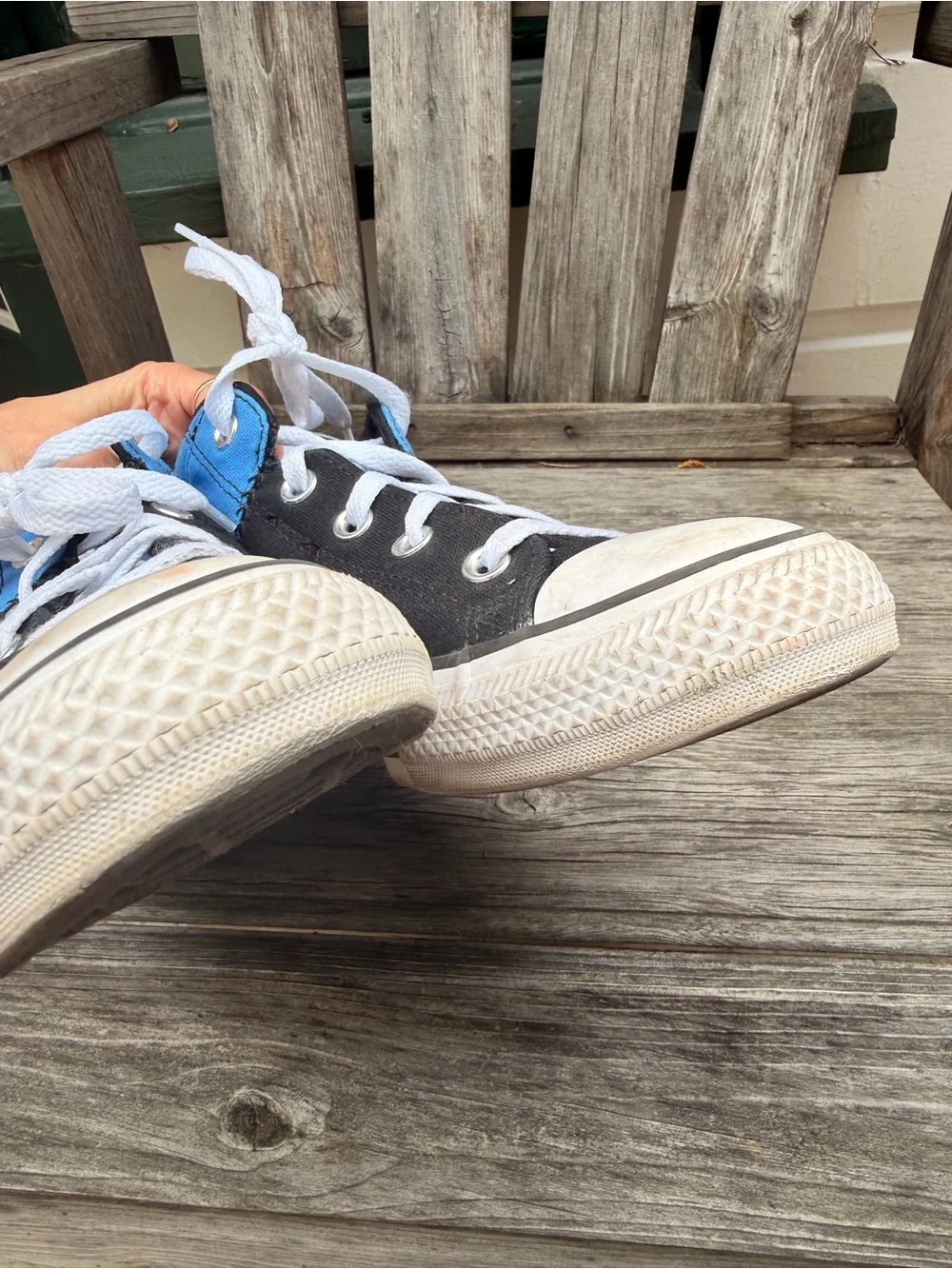 Converse Chuck Taylor Kids High-Top Canvas Sneakers in Blue and Black size 6.5